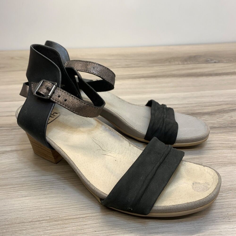 Earth Sandals Womens 9.M Ivy Symphony‎ Ankle Straps Black Leather Block Buckle